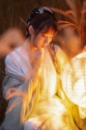鞠婧祎被
