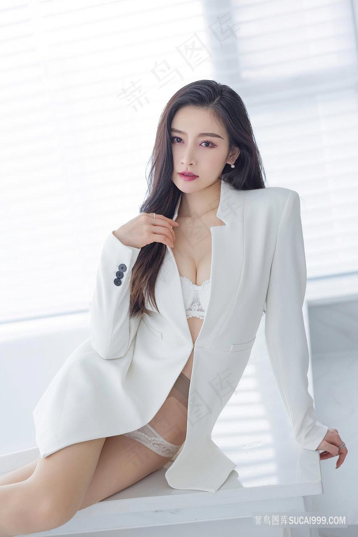 老公要亲你的小花园视频