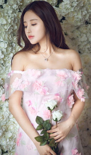 涵冷娜